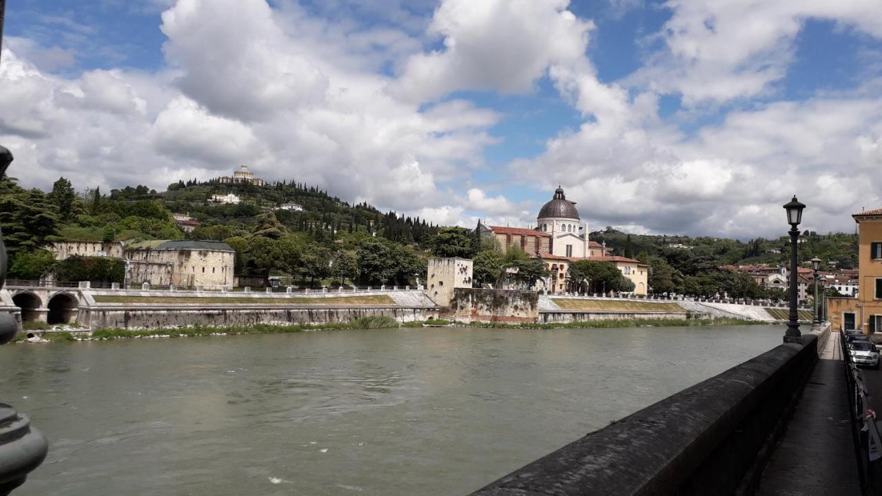 My Home Verona Centro Bagian luar foto